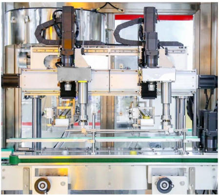 comprar Máquina de Tampar Automática de Ampla Aplicabilidade Compatível com Vários Formatos de Garrafas e Designs de Tampas para Produção Flexível online manufacture