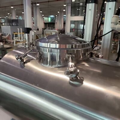 comprar Máquina de enchimento de líquido de detergente 1-5L com tampa e rotulagem opcional online manufacture